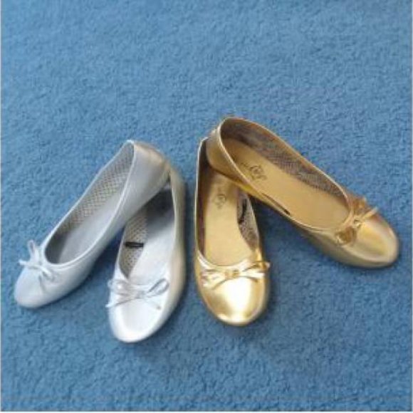 SOLD Ballet style flats shoe slipper silver or - Picture 2 of 5